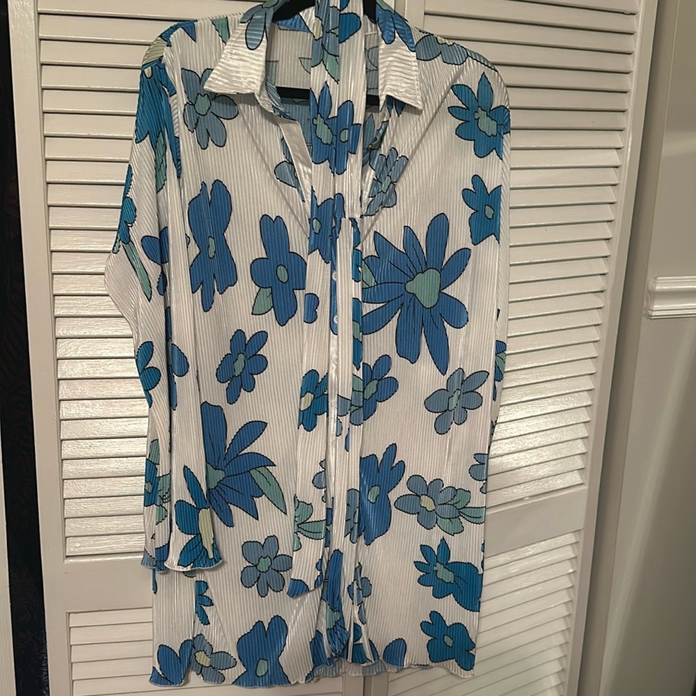 Amazon Floral Shirtdress- Size Xl